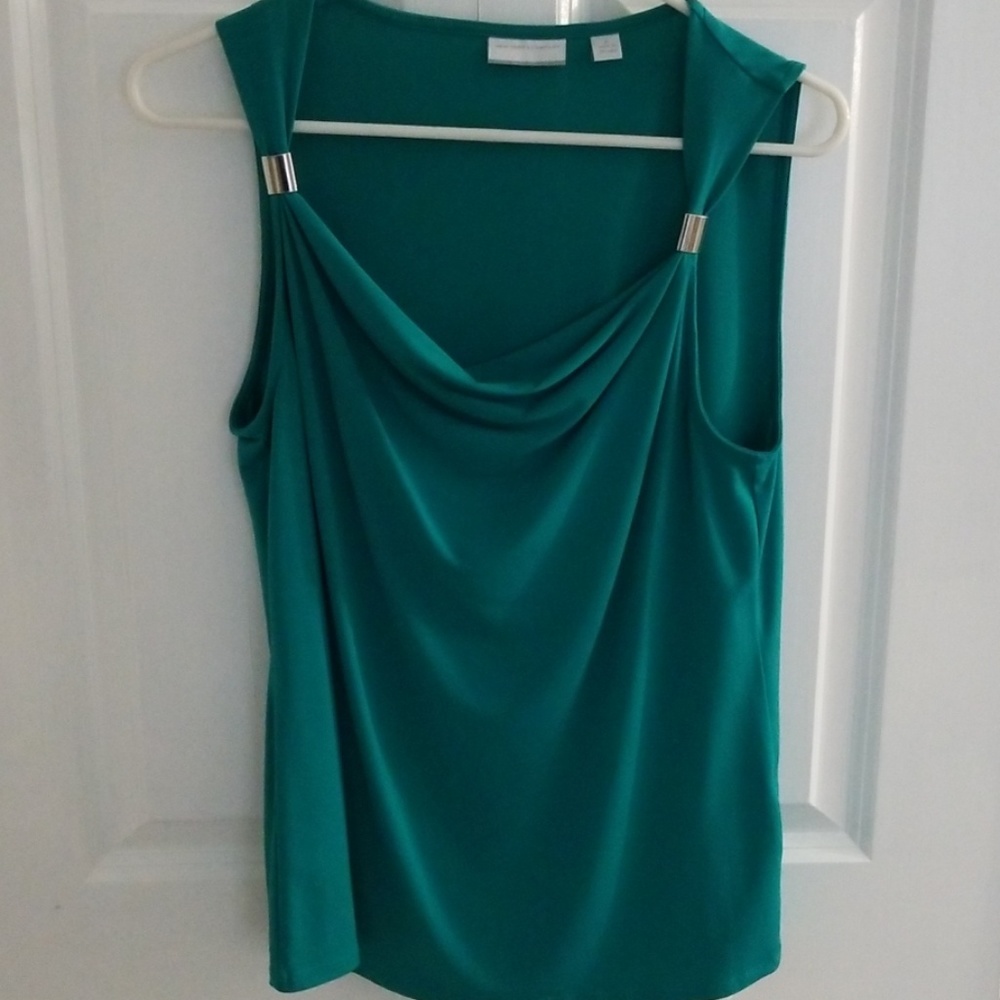 Scoop neck tank